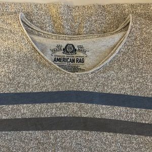American Rag - Men’s V-Neck XL Short Sleeve T-shirt